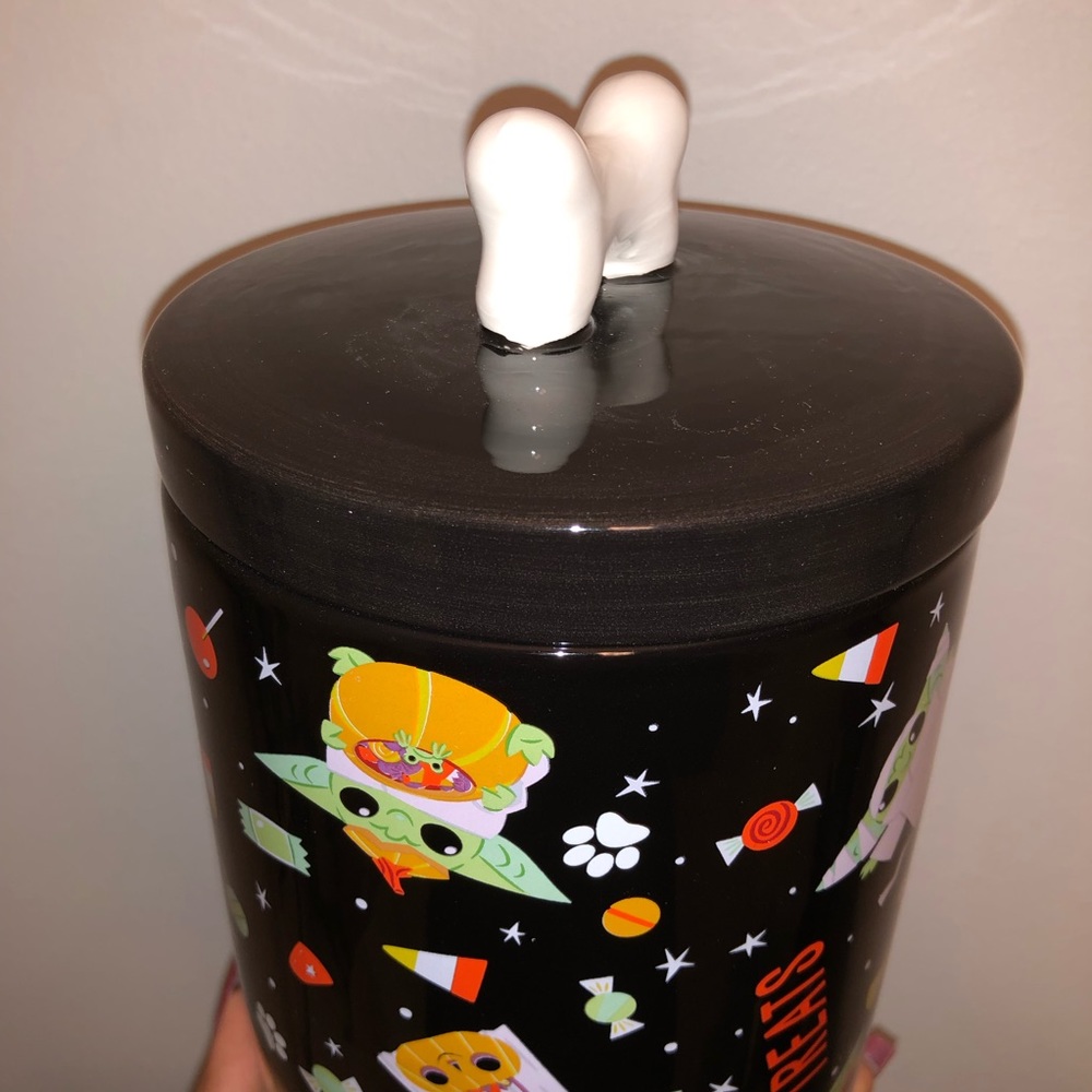 Star Wars The Mandalorian Grogu Treat Jar - Picture 5 of 6